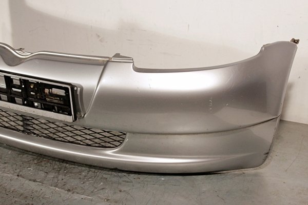 Zderzak przód Toyota Yaris 2002 Hatchback 3-drzwi