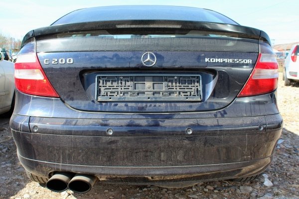 _Pas przód Mercedes C-klasa W203 2003 Sportcoupe 