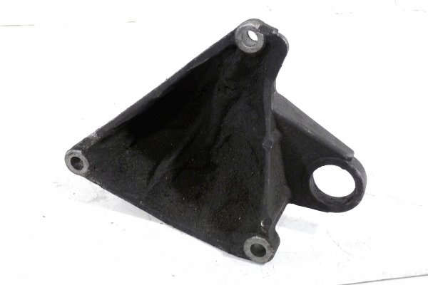 Łapa skrzyni biegów prawa Audi A4 B5 1995-2000