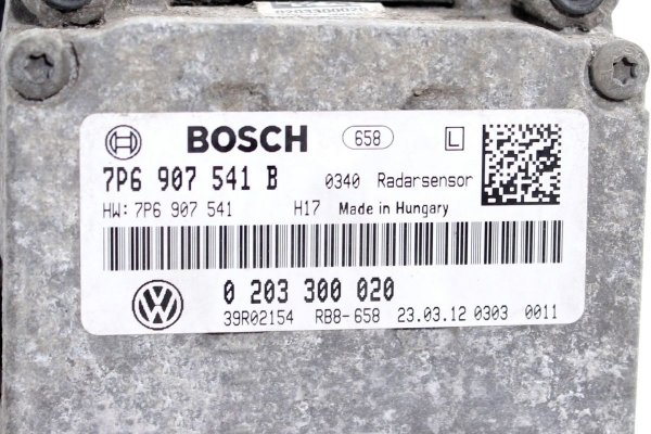 Radar sensor odstępu distronic lewy - VW - Touareg - zdjęcie 7
