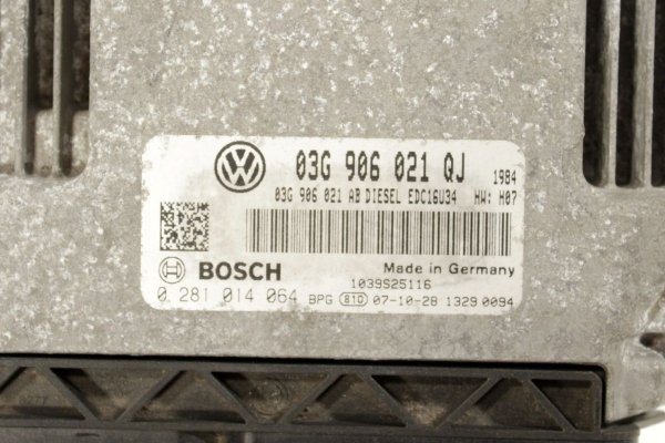 Komputer silnika VW Golf V 1K 2007 1.9TDI