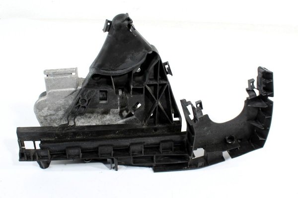 Zamek drzwi przód lewy Volvo S40 II 2008 Sedan (10 pinów)