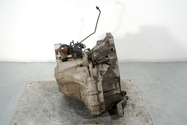 Skrzynia biegów Mazda 5 CR 2005-2010 2.0D