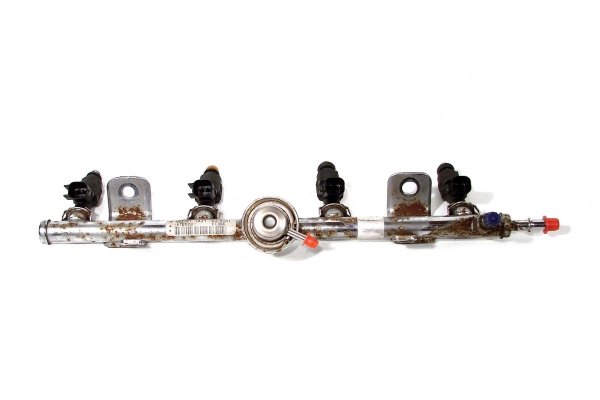 _Listwa wtryskowa Ford Mondeo MK3 2000-2007 1.8i