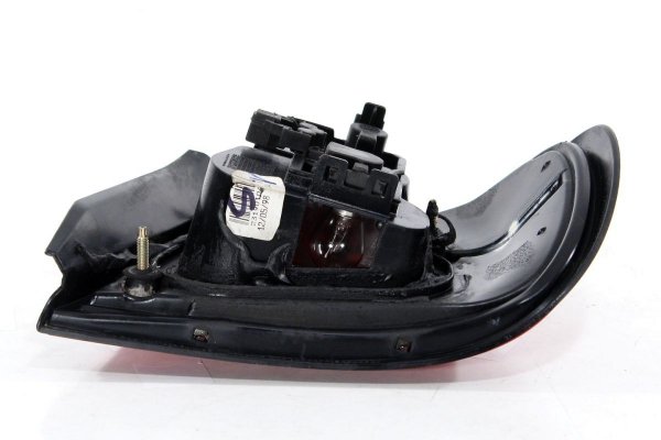 _Lampa tył lewa Nissan Primera P11 1996-1999 sedan