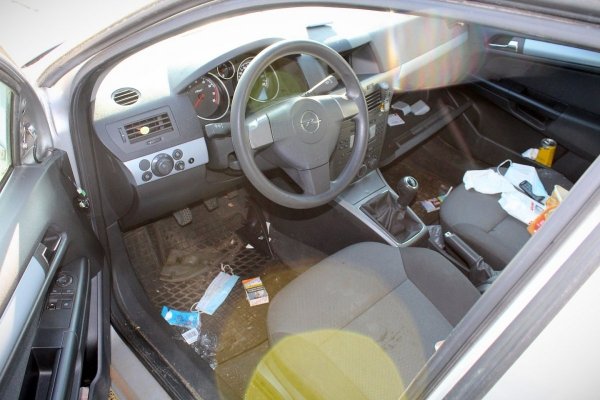Drzwi przód lewe Opel Astra H 2006 Hatchback 5-drzwi 