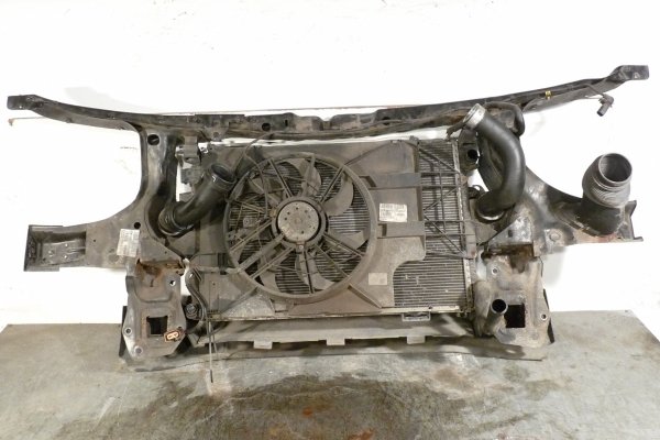 Pas przód VW Transporter T5 2004 2.5TDI AXD Bus