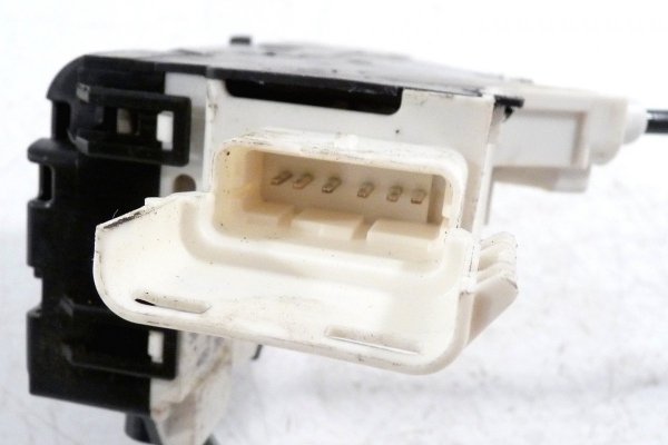 Zamek drzwi przód lewy Citroen C4 2004-2008 Hatchback 5-drzwi (6 pin)