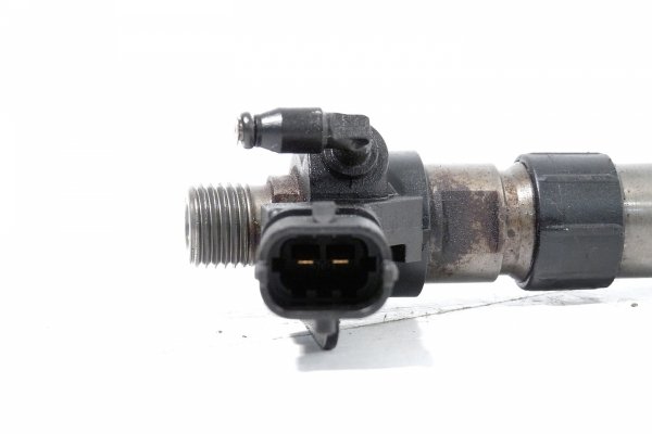 Wtryskiwacz Citroen C5 II 2009 2.2HDI 