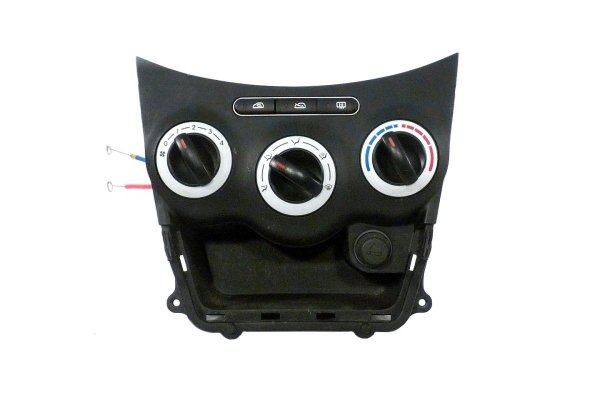 _Panel sterowania nawiewu Hyundai i10 PA 2007-2013 5d