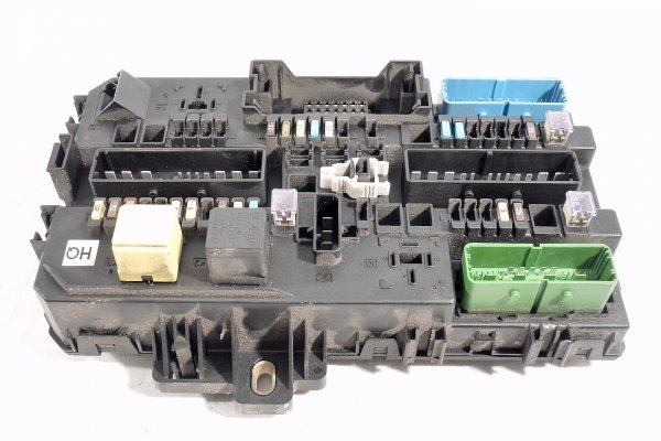 Moduł BSI skrzynka bezpieczników Opel Zafira B 2007 1.9 CDTI Z19DTH 