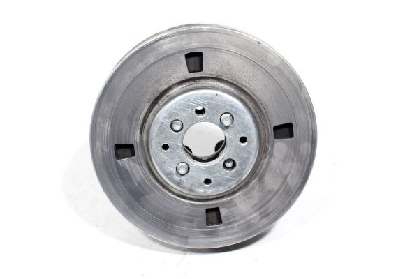 Koło pasowe wału Toyota Avensis T25 2003-2008 2.2D-CAT