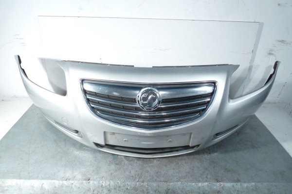 Zderzak przód Opel Insignia A 2010 Liftback (Kod lakieru: GAN)
