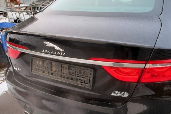 _Szyberdach panorama Jaguar XF X260 2016 Sedan