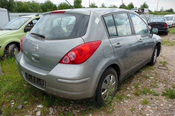 Wygłuszenie maski Nissan Tiida C11 2008  Hatchback 5-drzwi 