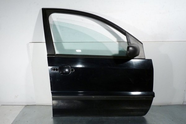 _Drzwi przód przednie prawe Ford Fusion 2004  5D