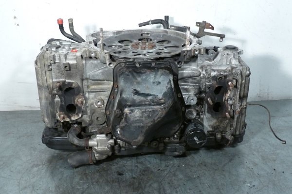 Głowica lewa Subaru Outback BP 2005 2.5i EJ25