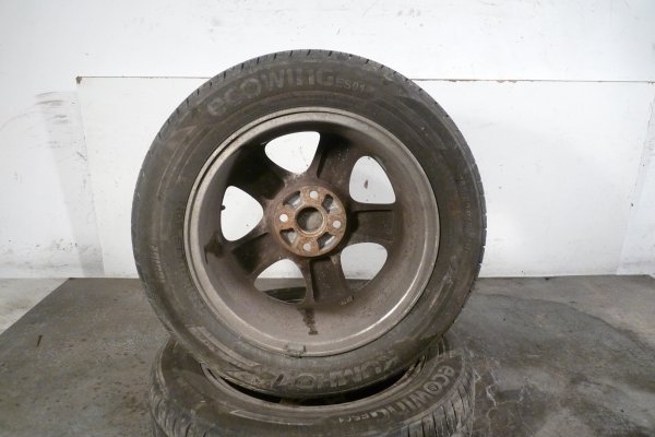 _Felgi aluminiowe alufelgi R15 4x100 Daihatsu Sirion M3 2005