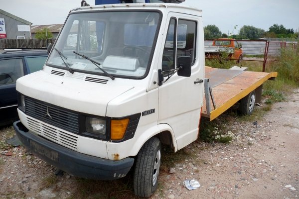 Wskaźnik temperatury oleju Mercedes 307D 1985 2.4D 