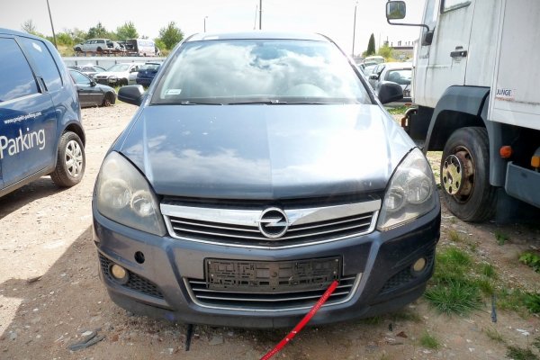 Drzwi tył lewe Opel Astra H 2010 Kombi (kod lakieru: GBI)
