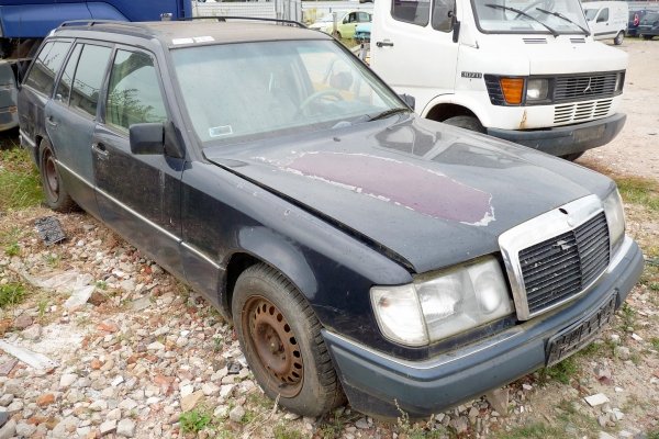 Most dyfer tył Mercedes W124 1993 2.2i 111960 Kombi (przełożenie: 3.92)
