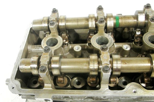 Głowica prawa Ford Mondeo MK2 1996-2000 2.5 V6