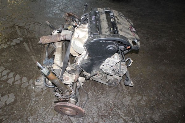 _Silnik Citroen C5 I Lift 2005 2.0i RFJ