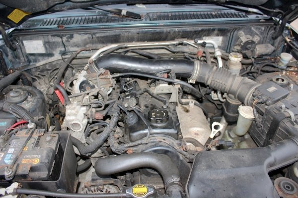 Zamek drzwi tył prawy Mitsubishi Pajero Pinin 2003