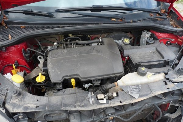 Lusterko lewe Renault Clio III 2008 Hatchback 5-drzwi (kod lakieru: OV727 - RED BRISK BC)