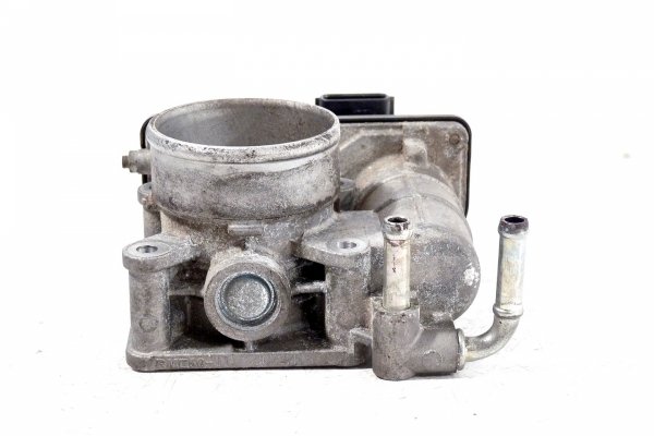 Przepustnica Nissan Note E11 LIFT 2011 (2009-2012) 1.6i HR16 Hatchback 5-drzwi