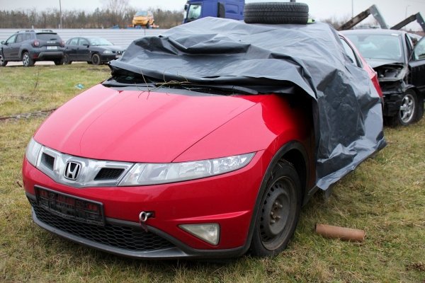 Zwrotnica przód lewa Honda Civic VIII FK 2010 1.4i-VTEC Hatchback 5-drzwi 