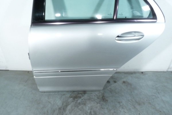 _Drzwi tył lewe Mercedes C-Klasa W203 2003 Sedan (Kod lakieru: 744)