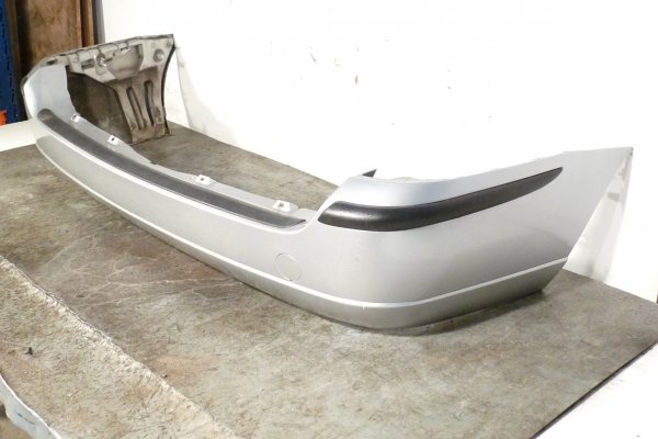 Zderzak tylny tył Ford Focus MK1 1998-2004 Kombi