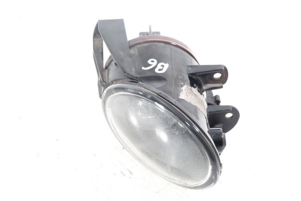 _Halogen prawy VW Passat B6 2005 Sedan