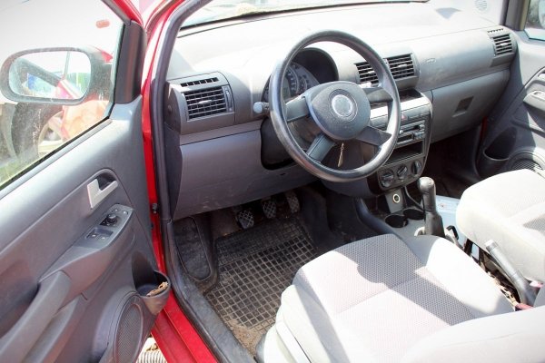 Drzwi Przód Lewe VW Fox 5Z 2006 1.2i Hatchback 3-drzwi (gołe drzwi bez osprzętu)