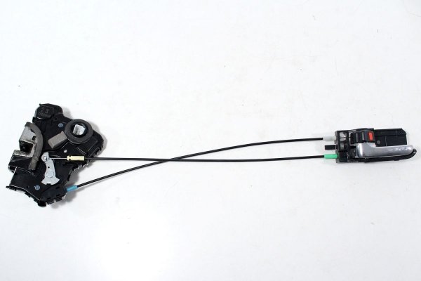 Zamek drzwi przód lewy Daihatsu Sirion M3 2004-2010 5-PIN