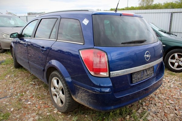 _Zamek klapy bagażnika tył Opel Astra H 2005 Kombi