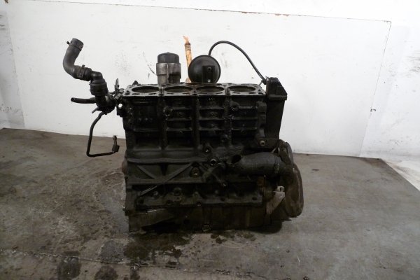 Dół Blok silnika VW Golf IV 1J 2003 1.9TDI ATD 
