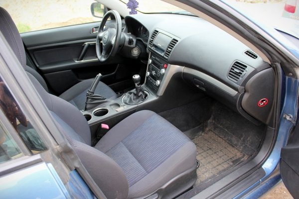 Klapa bagażnika tył Subaru Legacy BL 2008 2.0D EE20Z Sedan