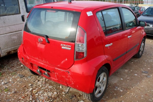 Zderzak przód Daihatsu Sirion M3 2005 Hatchback 5-drzwi (kod lakieru: R40)