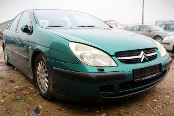 Citroen C5 2001 2.2HDI 4HX Sedan [B/C]