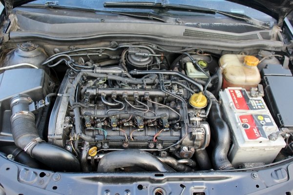 Zamek drzwi przód prawy Opel Astra H 2005 Hatchback 5-drzwi 