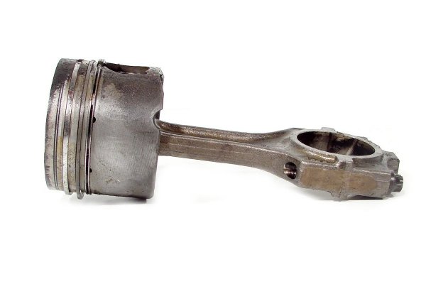 Tłok korbowód BMW 5 E39 1996-2003 2.5TDS