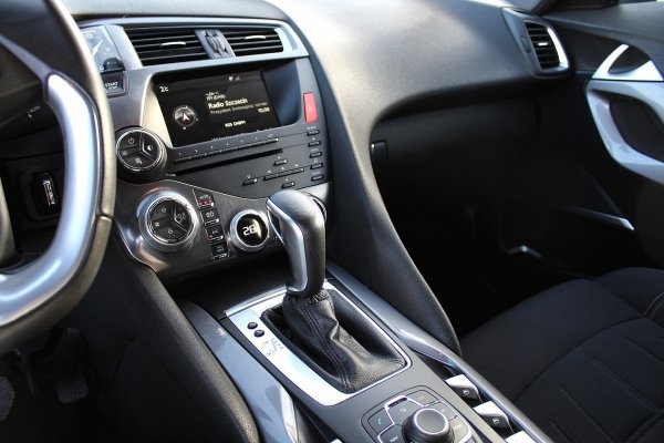 _Zderzak przód Citroen DS5 2014 (2011-2015) Hatchback 5-drzwi (kod lakieru: KWED) [kompletny]
