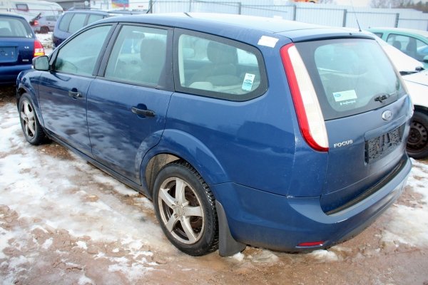 Szyba karoseryjna prawa Ford Focus MK2 Lift 2008 Kombi 