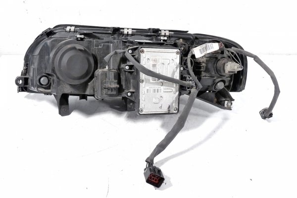 _Reflektor prawy xenon Volvo S80 I LIFT 2003-2006