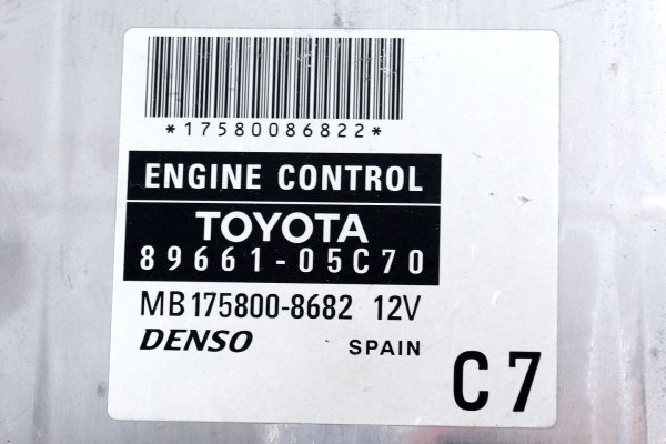 Komputer stacyjka immo Toyota Avensis T25 2005-2008 2.2D-CAT
