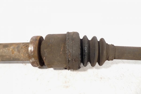 Półoś prawa Ford Focus MK2 2006 1.6i Kombi