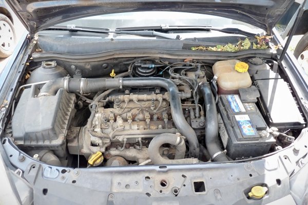Drzwi przód lewe Opel Astra H 2010 Kombi (kod lakieru: GBI)