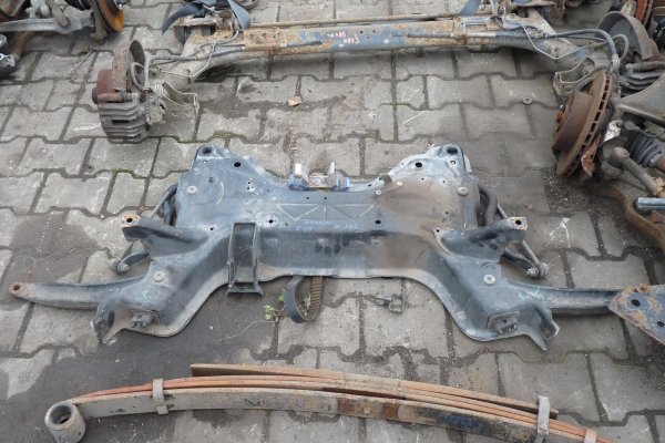 Belka ława sanki wózek silnika Citroen DS5 2014 (2011-2015) 2.0HDI RHH Hatchback 5-drzwi 